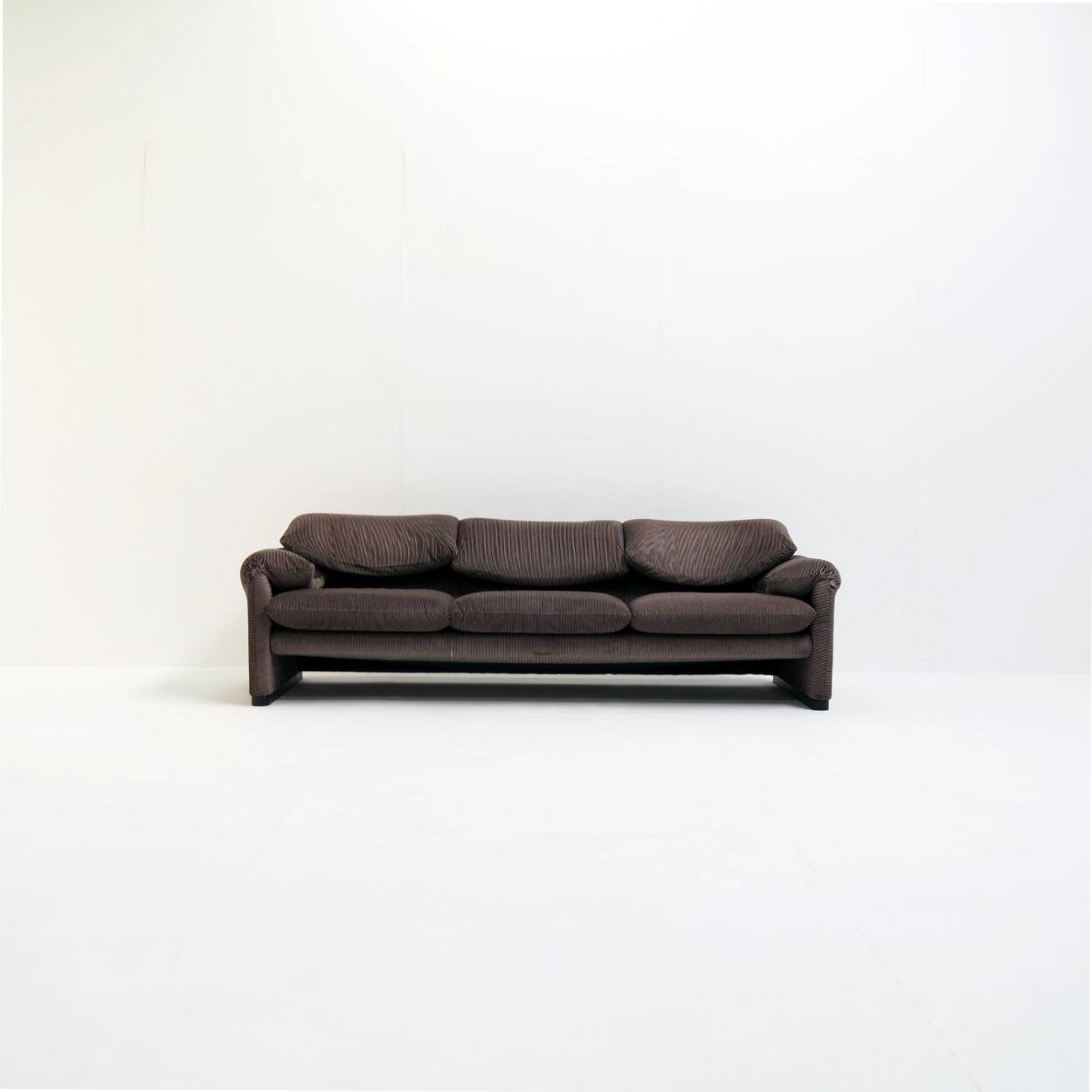 Maralunga 3-Seater Sofa by Vico Magistretti for Cassina