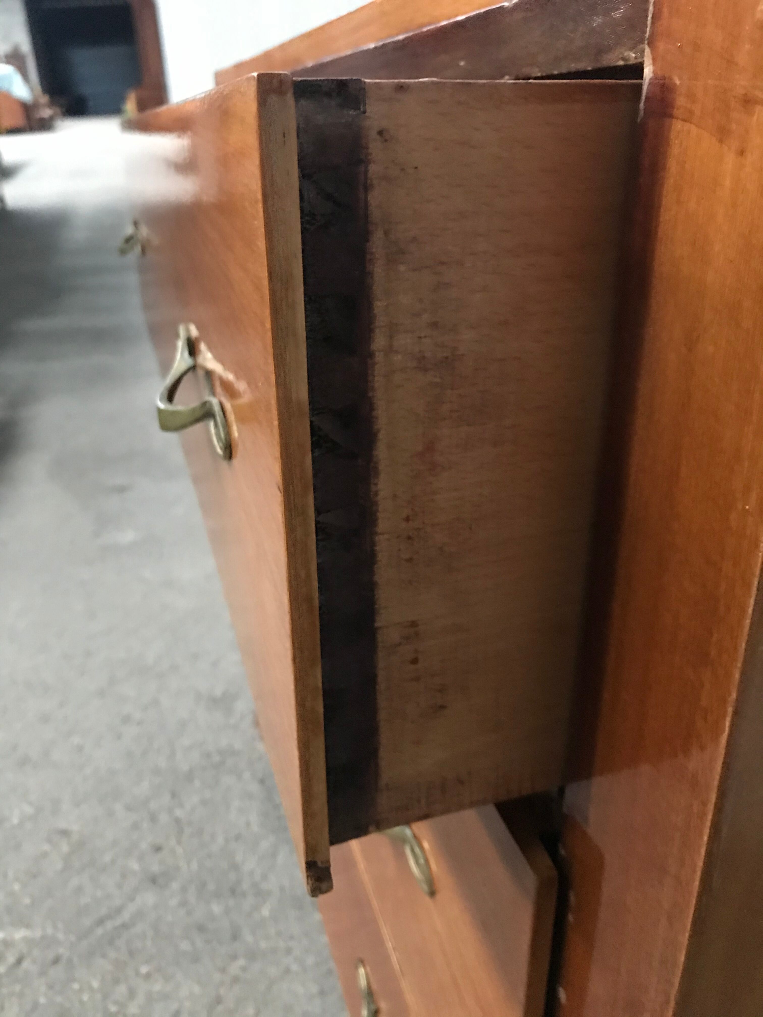 Commode époque art déco