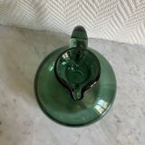 Carafe en verre verte forme bombée