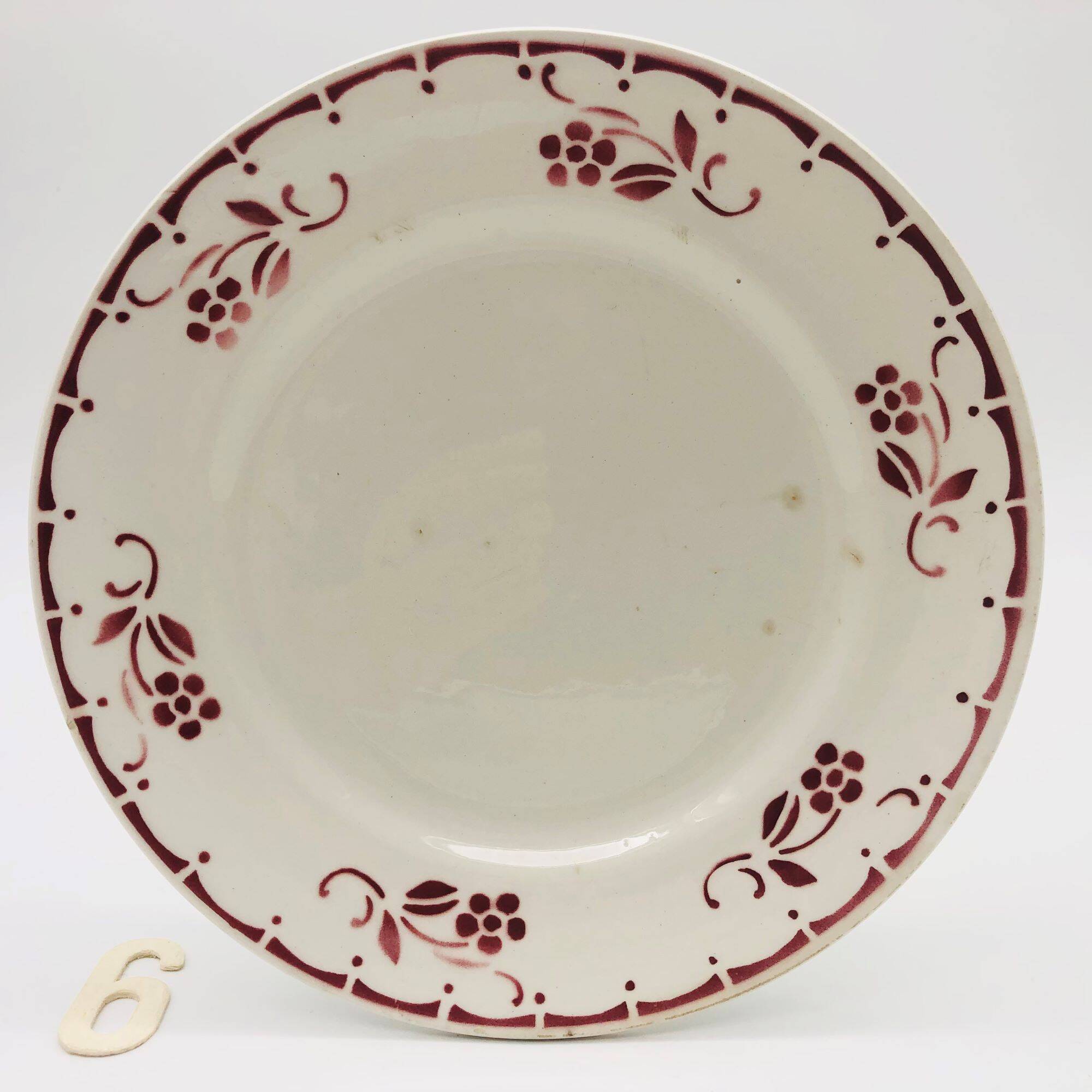 6 “St-Amant” dessert plates, Magali model