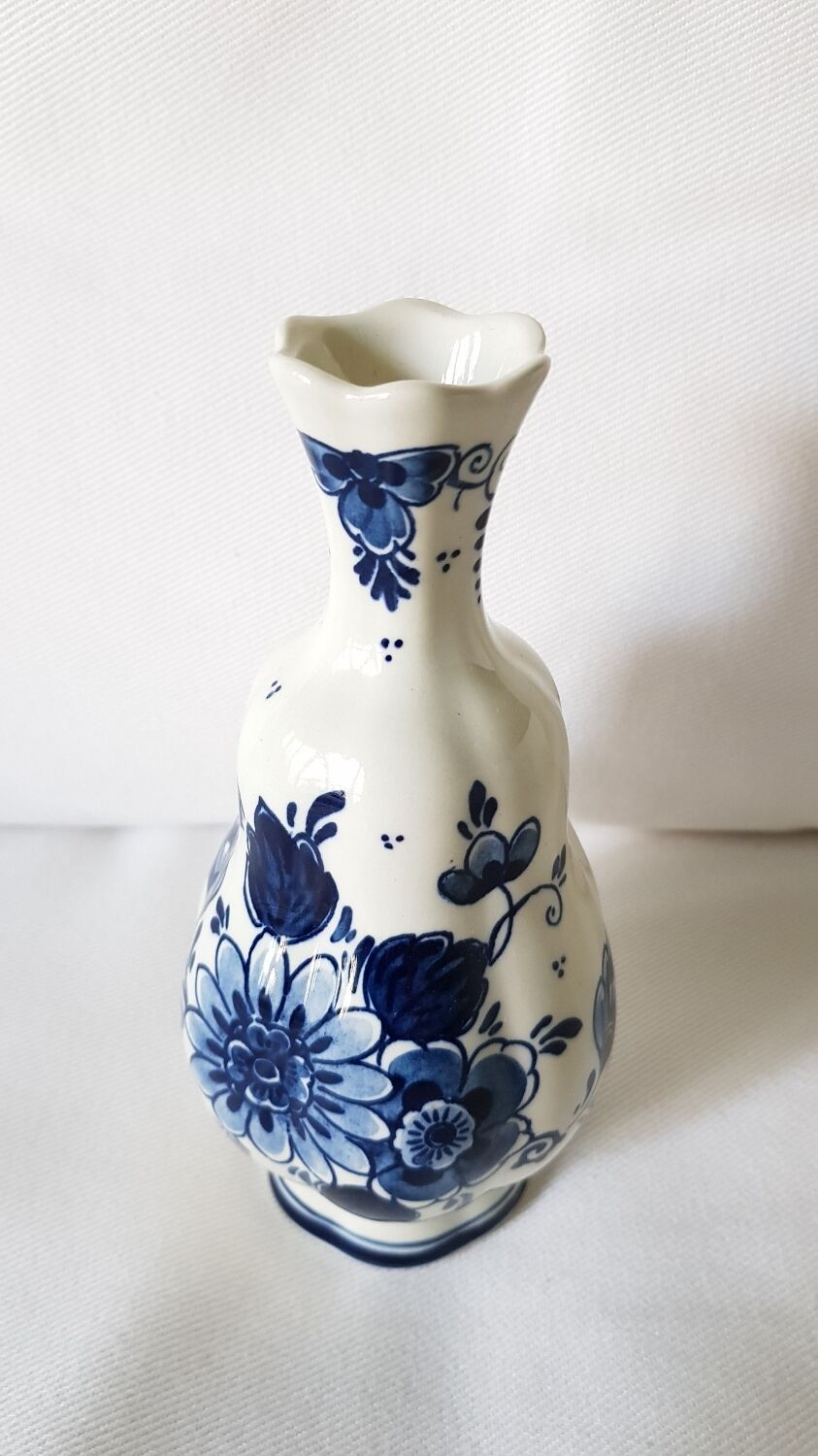 Vase bleu de Delft peint à la main