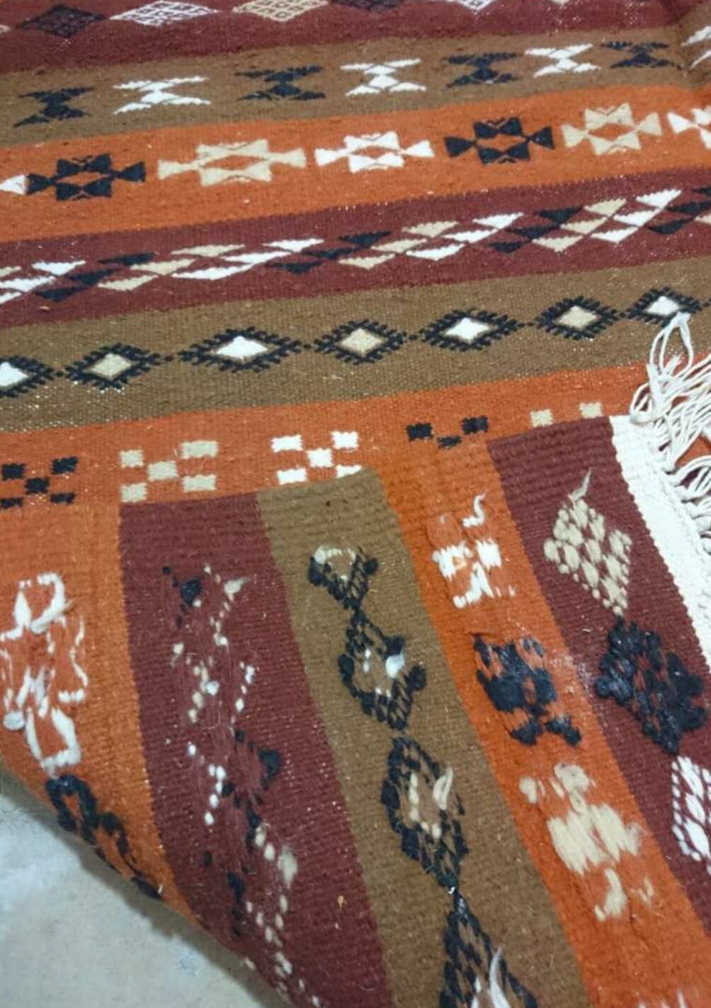 Berber Kilim handmade multicolored wool 119 x 177 cm