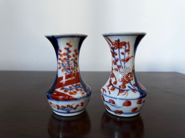 Paire de vases miniatures porcelaine imari