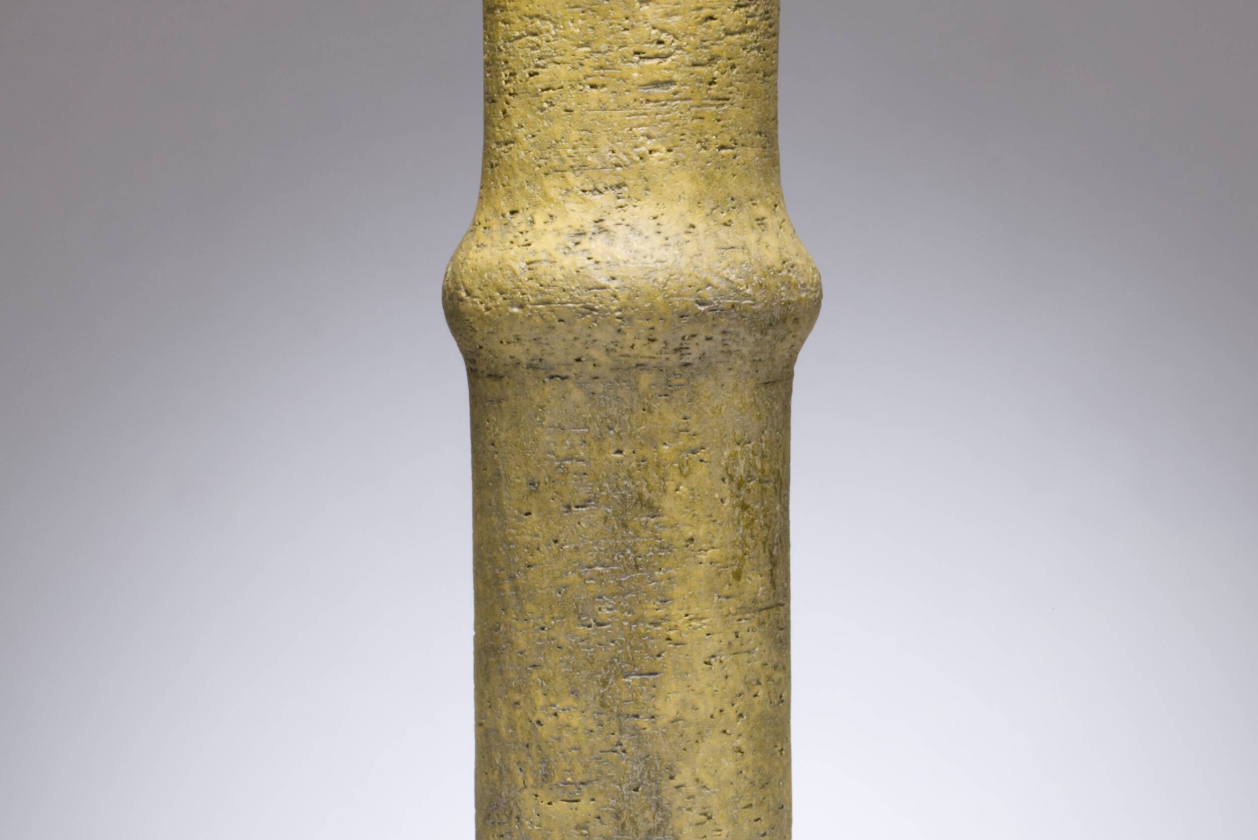 Stoneware table lamp