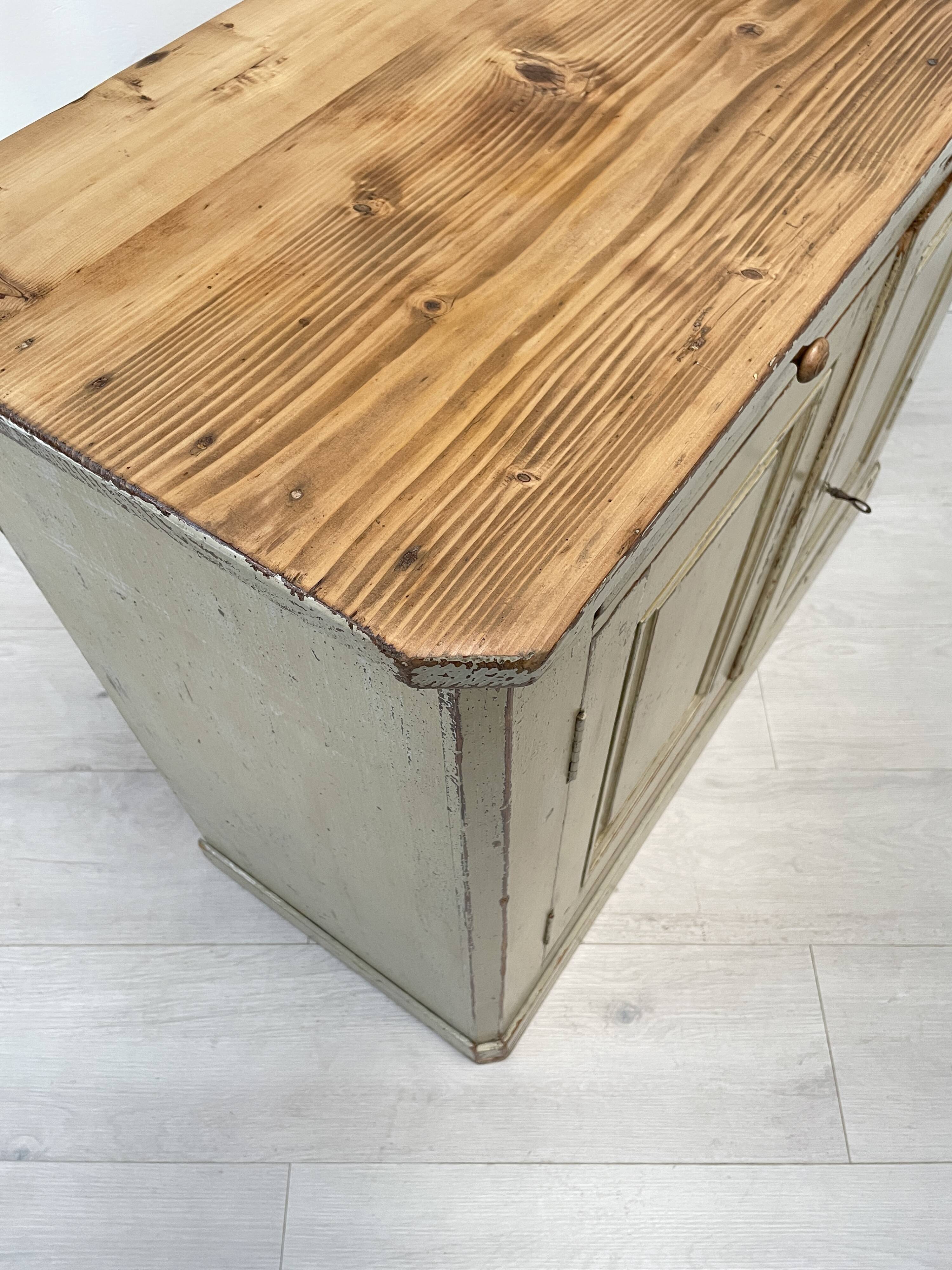 Parisian buffet in patinated wood, circa 1930.