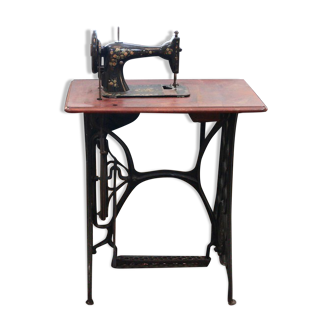 Machine à coudre, XXe siècle