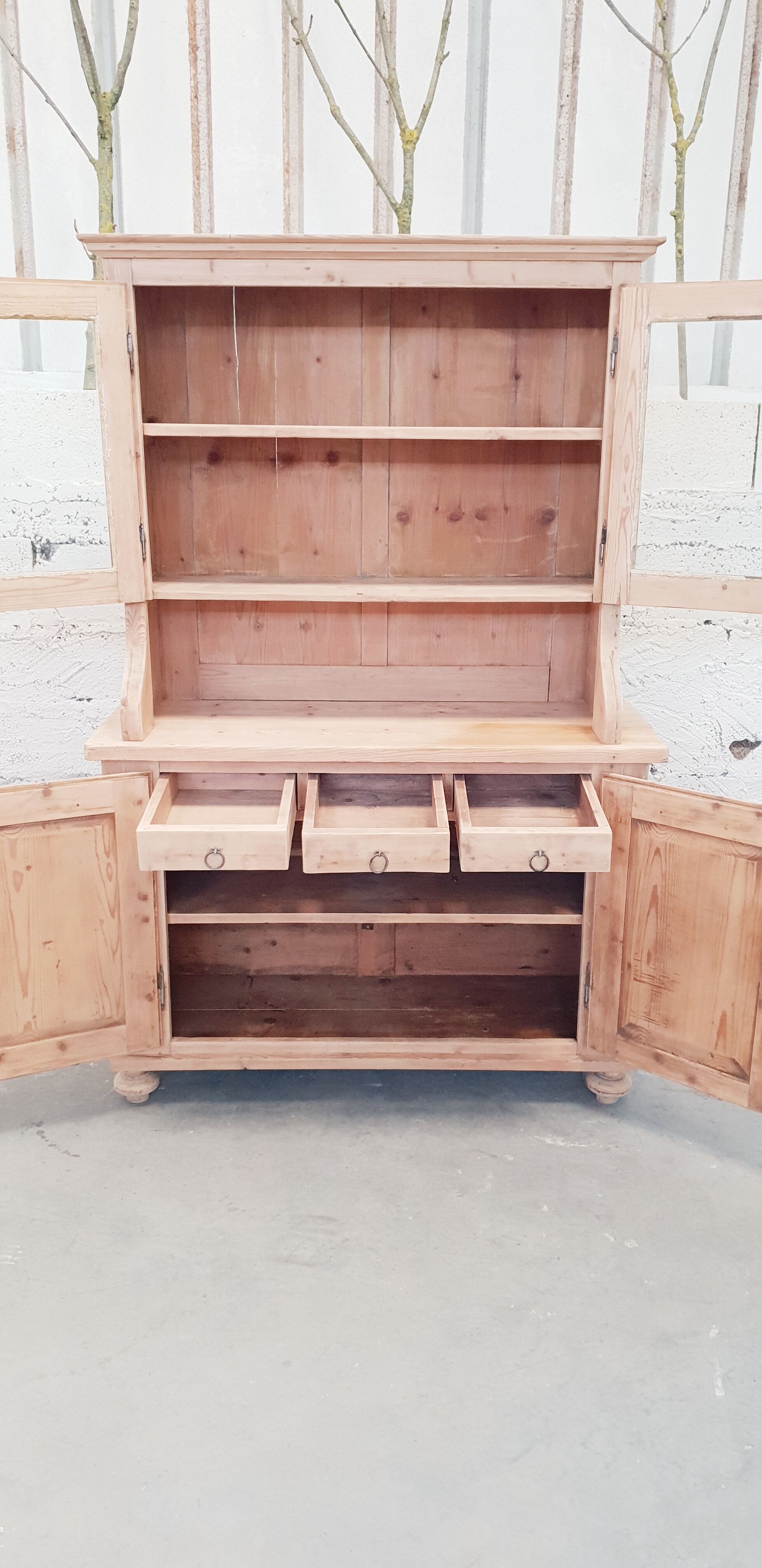 Buffet dresser 2 body old