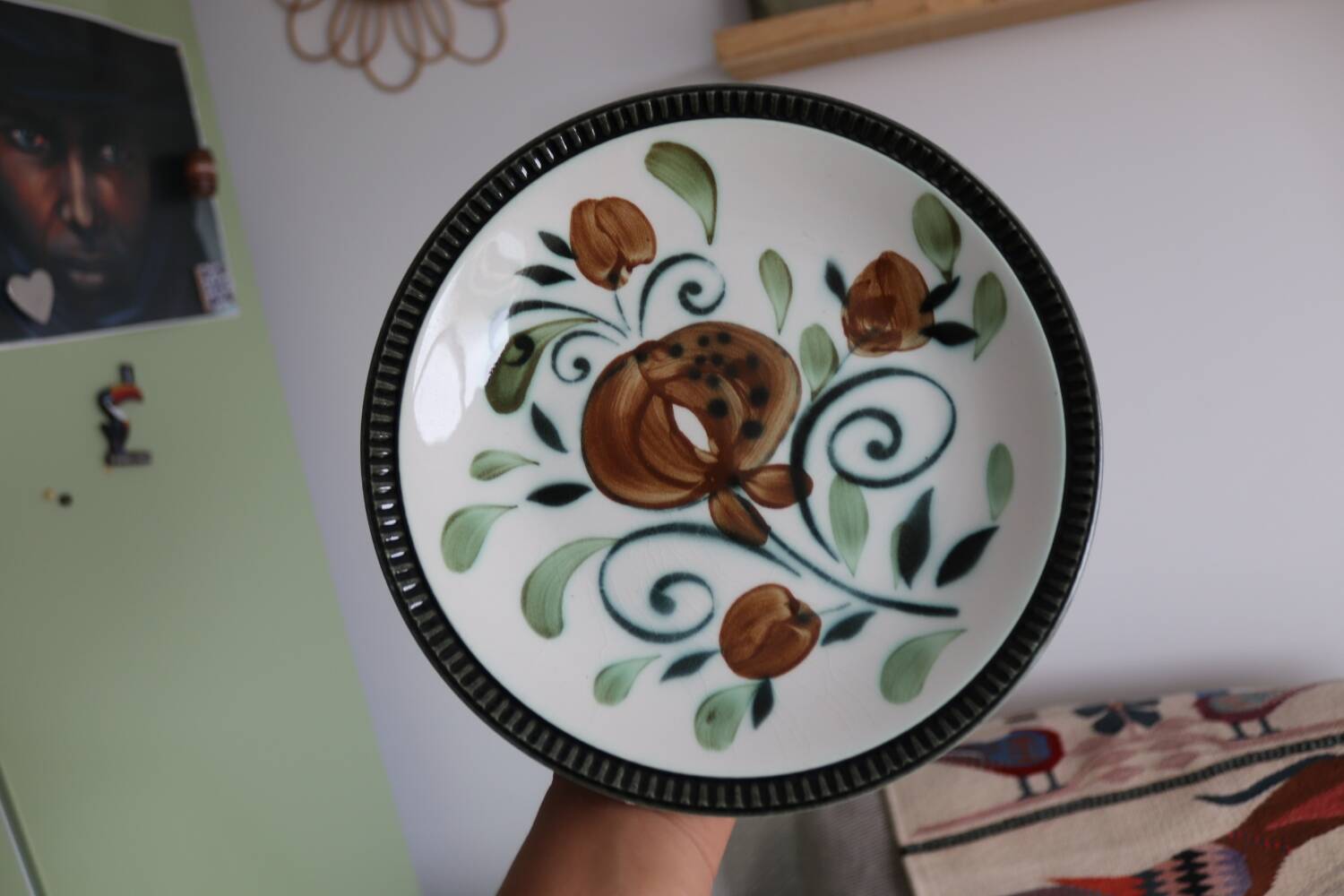 6 Argenteuil Boch La Louviere plates