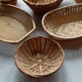 Wall composition of natural and green baskets