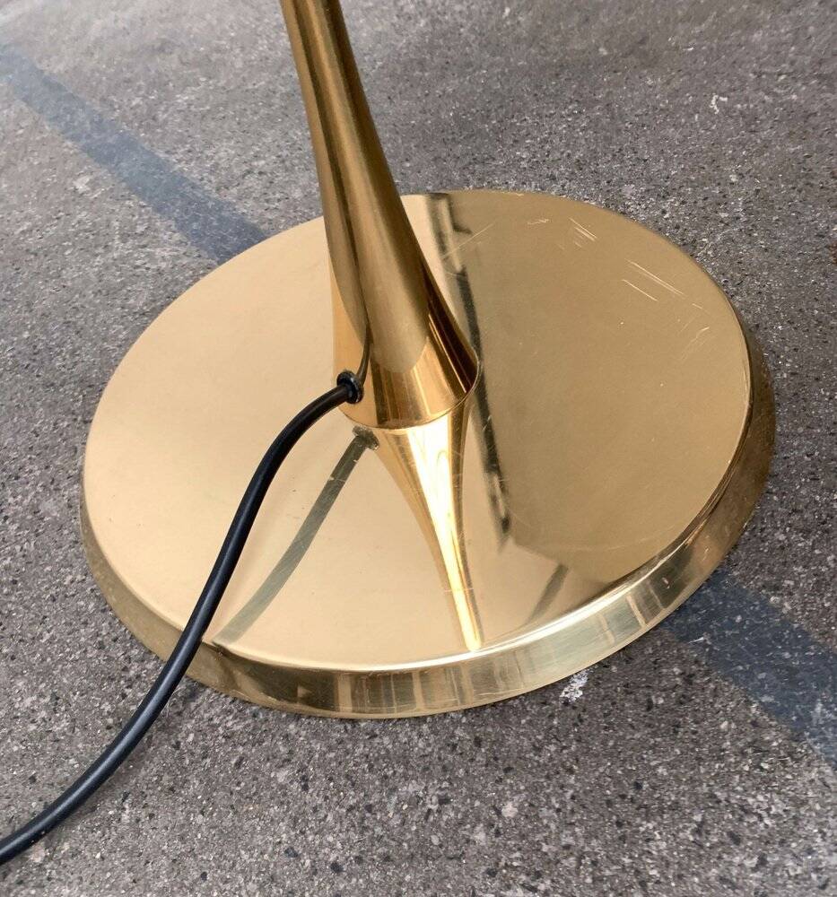 Lonea floor lamp in Hollywood Regency vintage style in brass by Florian Schulz.