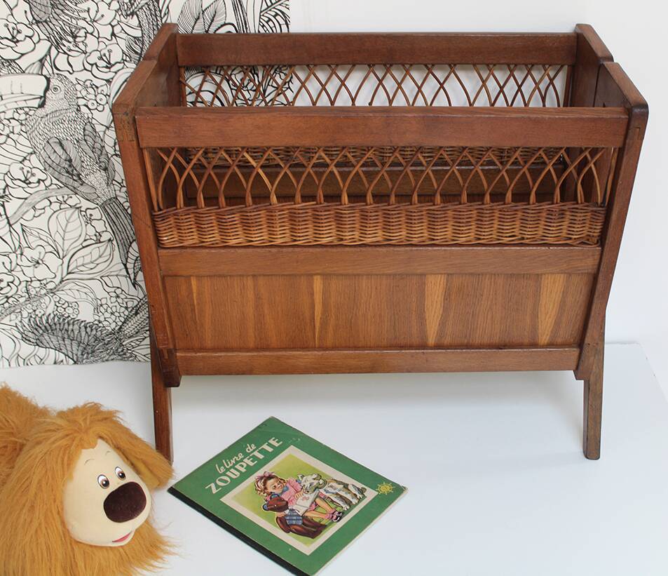 Magazine rack or toy box
