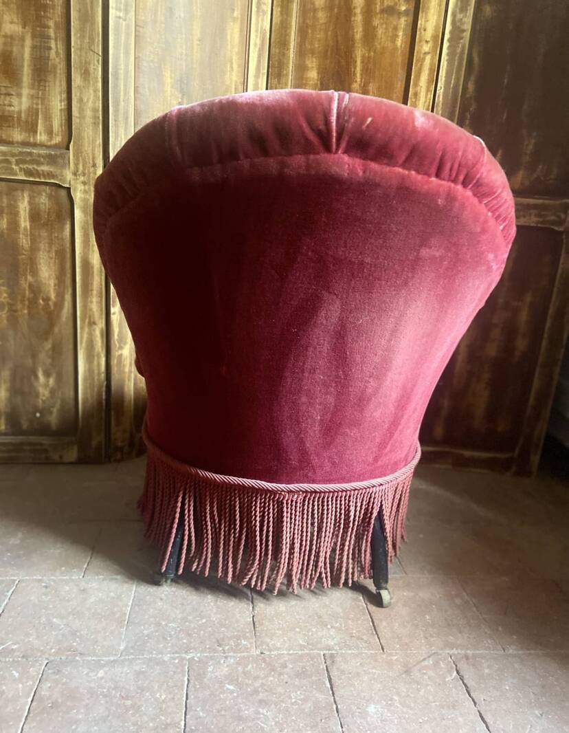 Antique Napoleon III period upholstered toad armchair – 19th century – Upholstered red velvet