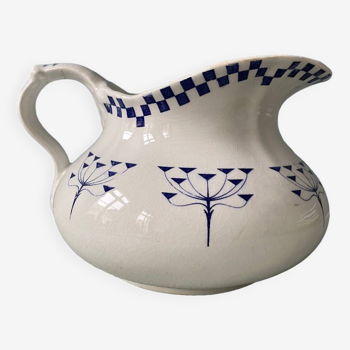 Water pitcher Creil Montereau 1900