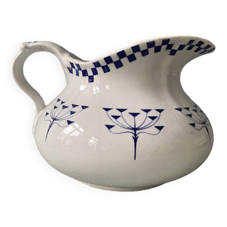 Water pitcher Creil Montereau 1900