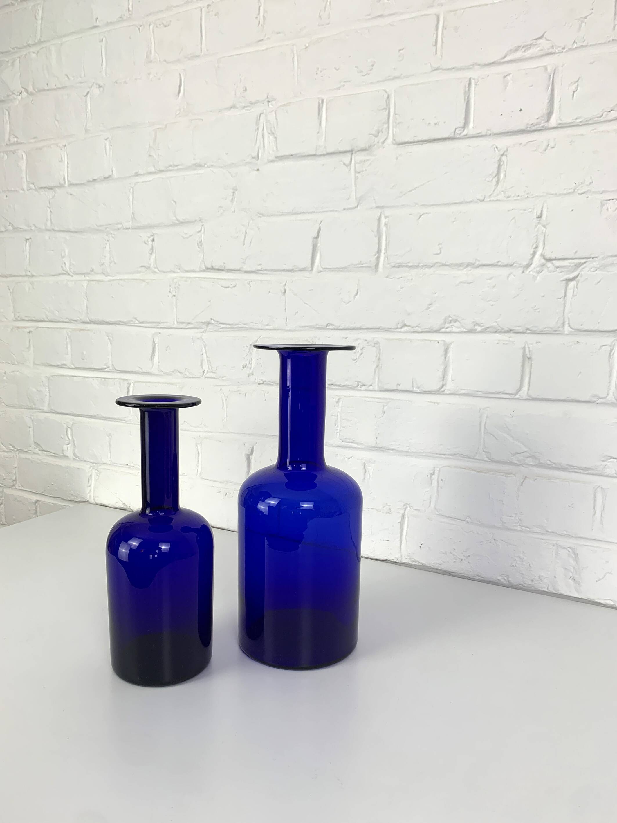 Pair of Danish Holmegaard Gulv vases design Otto Brauer in cobalt blue glass