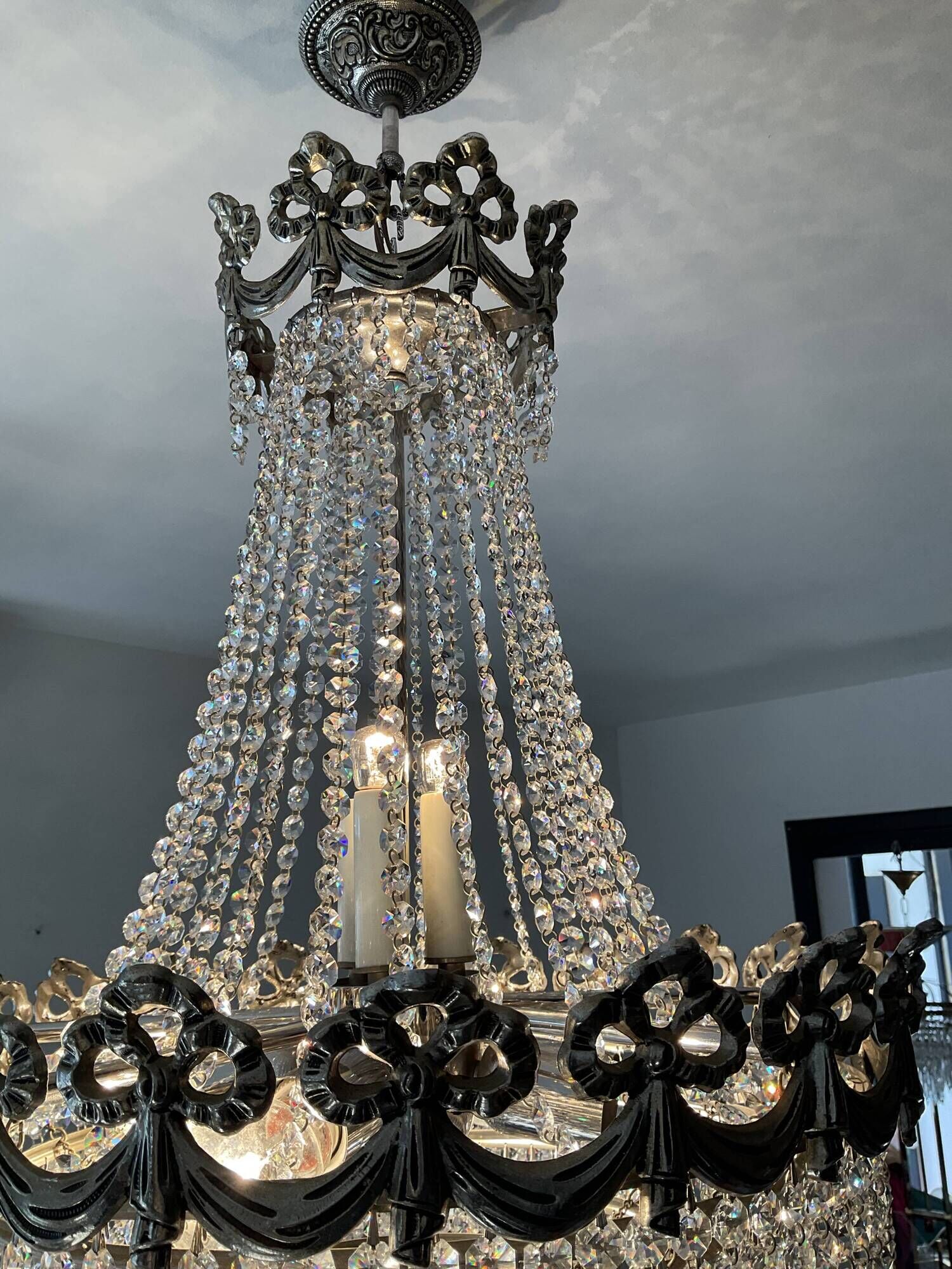 Hot air balloon chandelier in silver bronze and crystal tassels