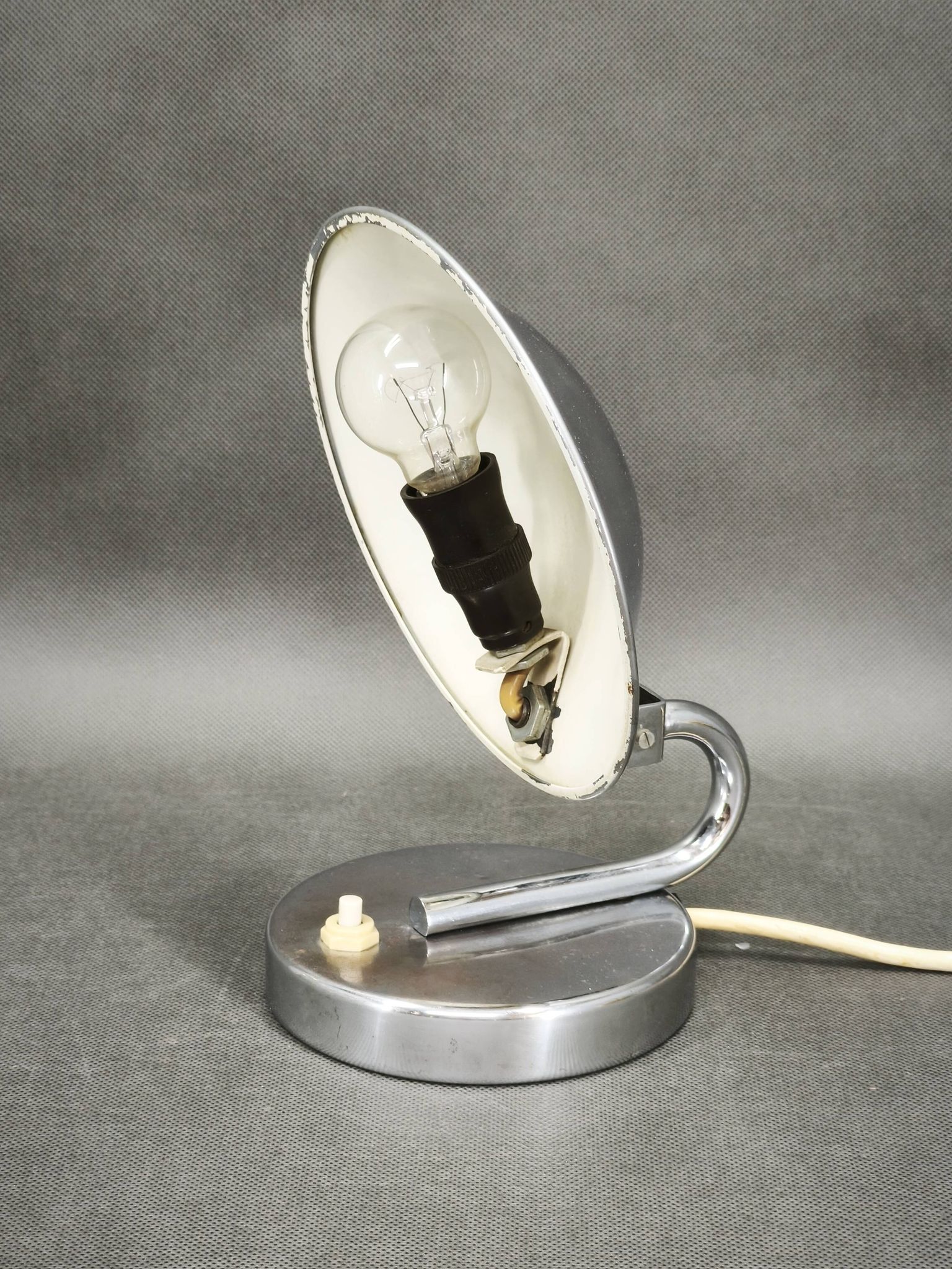 1930s Bauhaus Chrome Table Lamp Model 3530 by Napako, Czechoslovakia