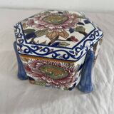 Large candy box, Gien, early 20th century, peony decoration, floral decoration