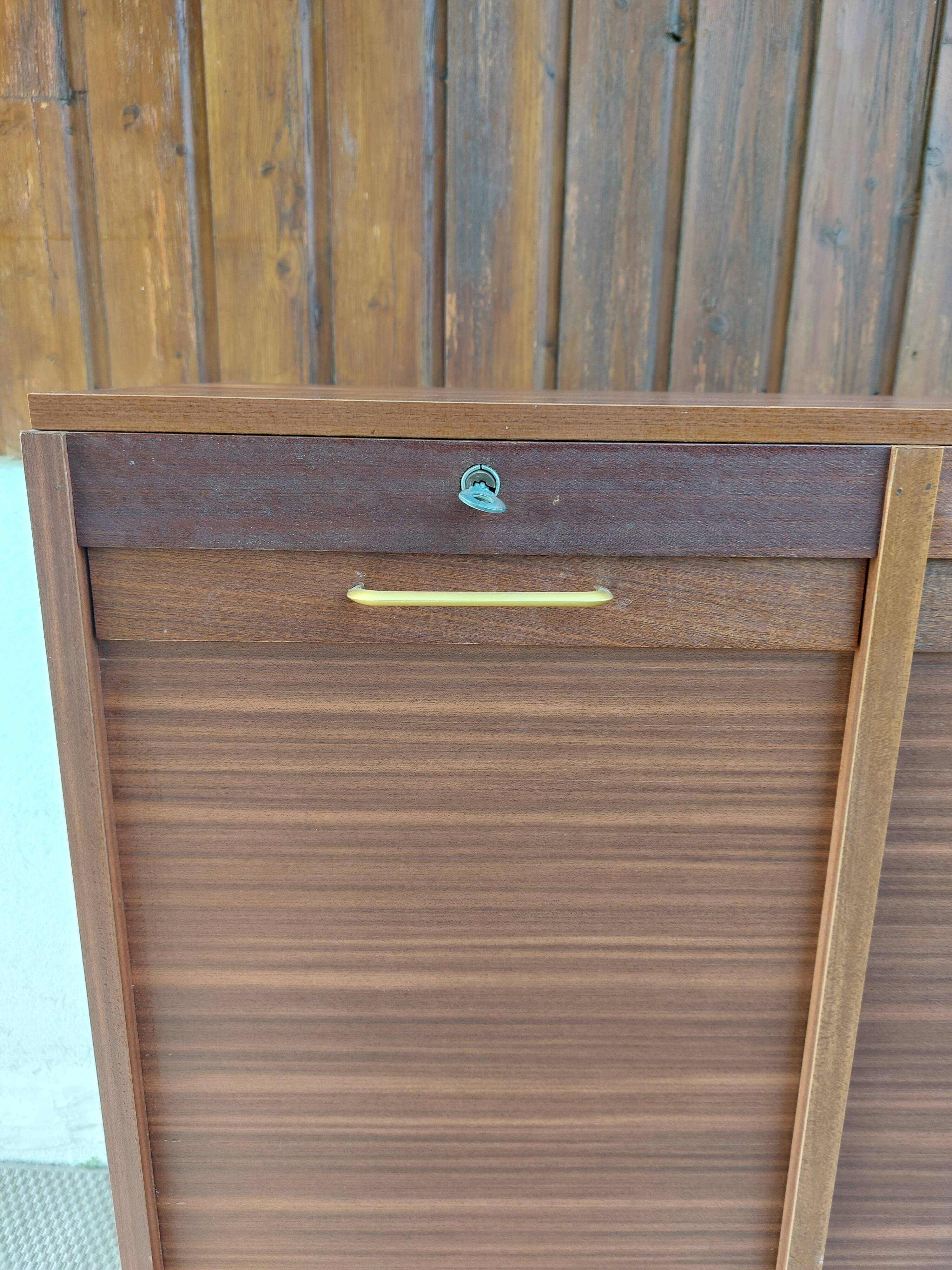 Meuble classeur à rideaux double