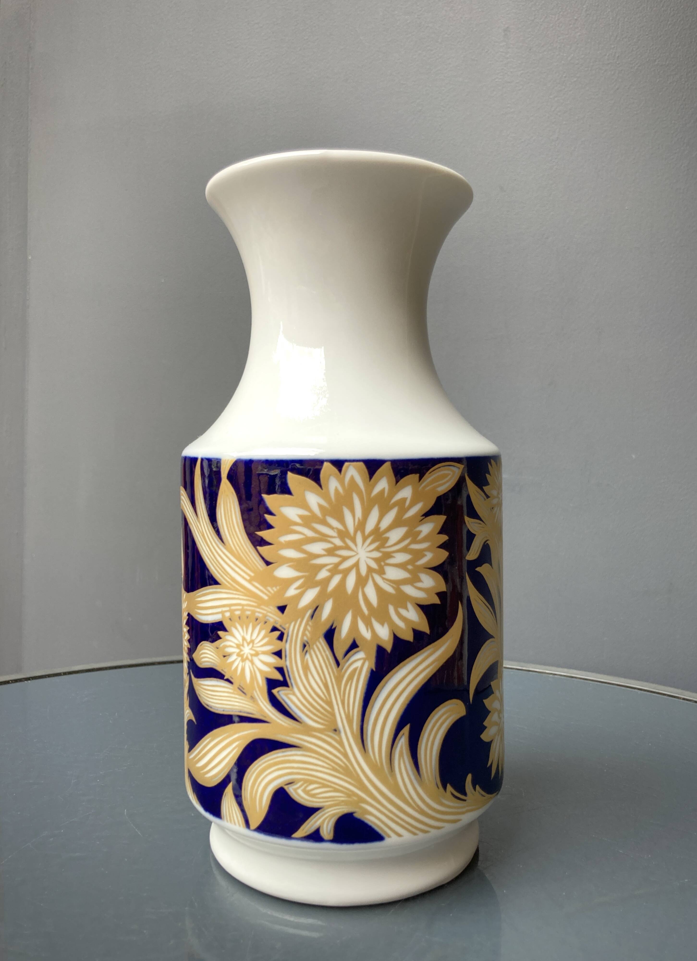 2 Royal Bavarian porcelain vases - KPM - Echt Cobalt