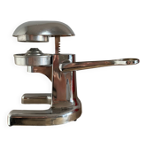 Streamline citrus press
