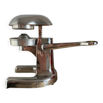 Streamline citrus press