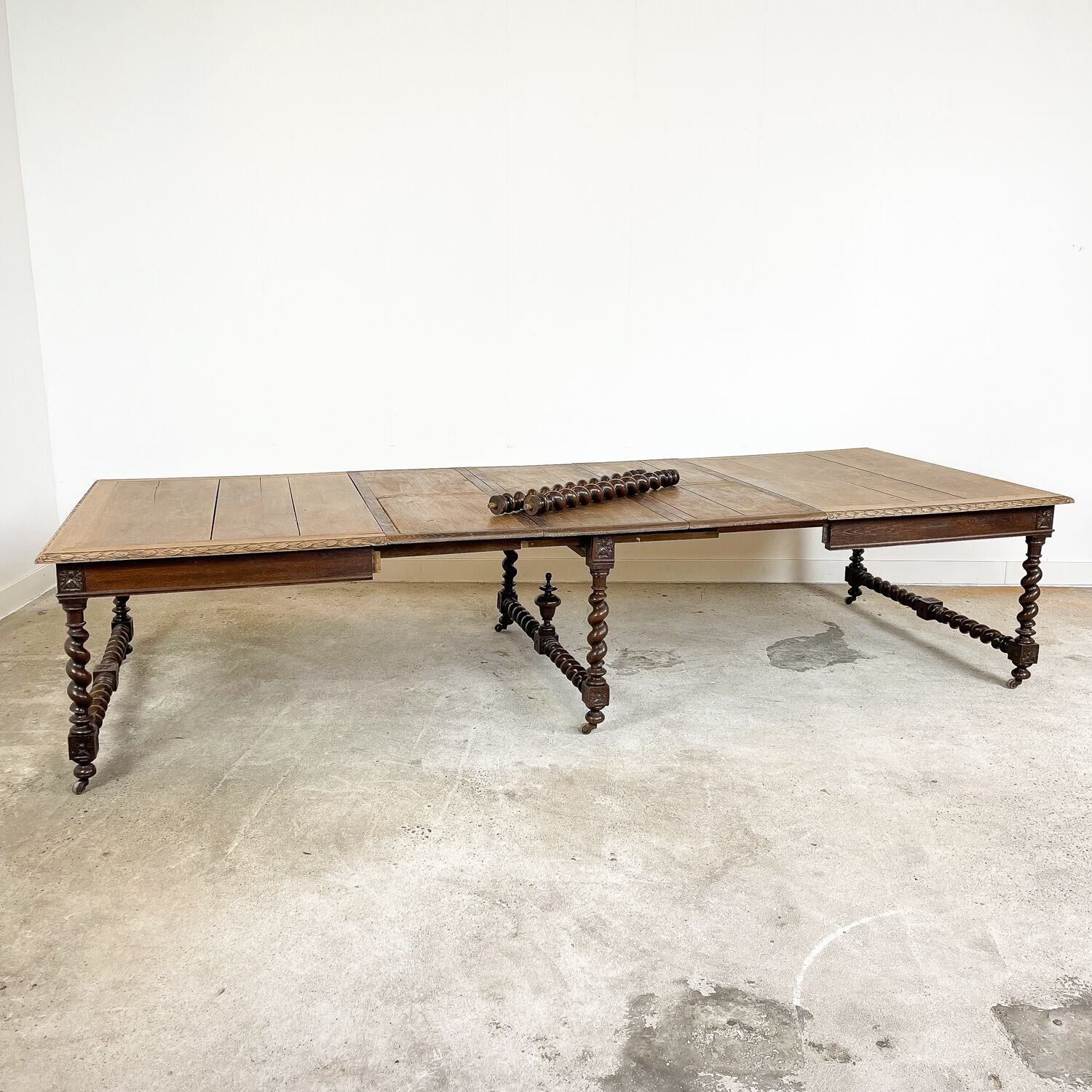 French antique extendable table 350cm Louis XIII barley twist