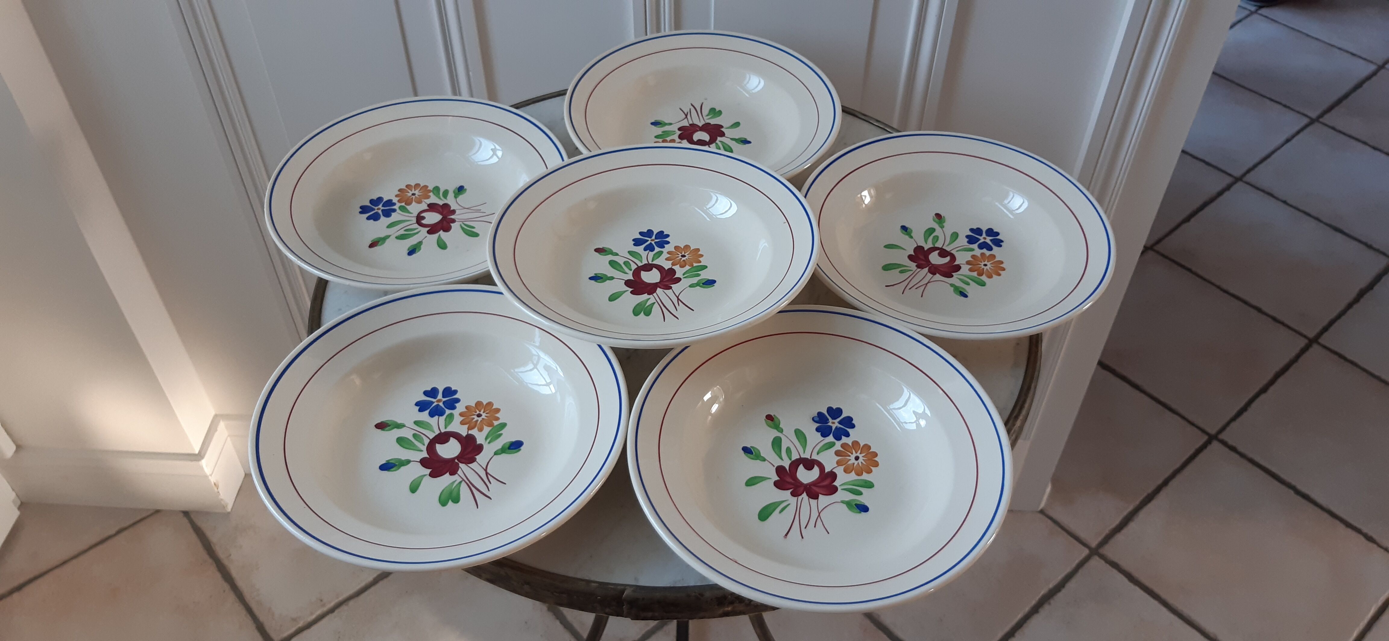 Set of 6 hollow plates Luneville model Chantilly