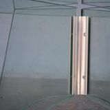 Roundtable low 80s vintage in glass and plexiglass