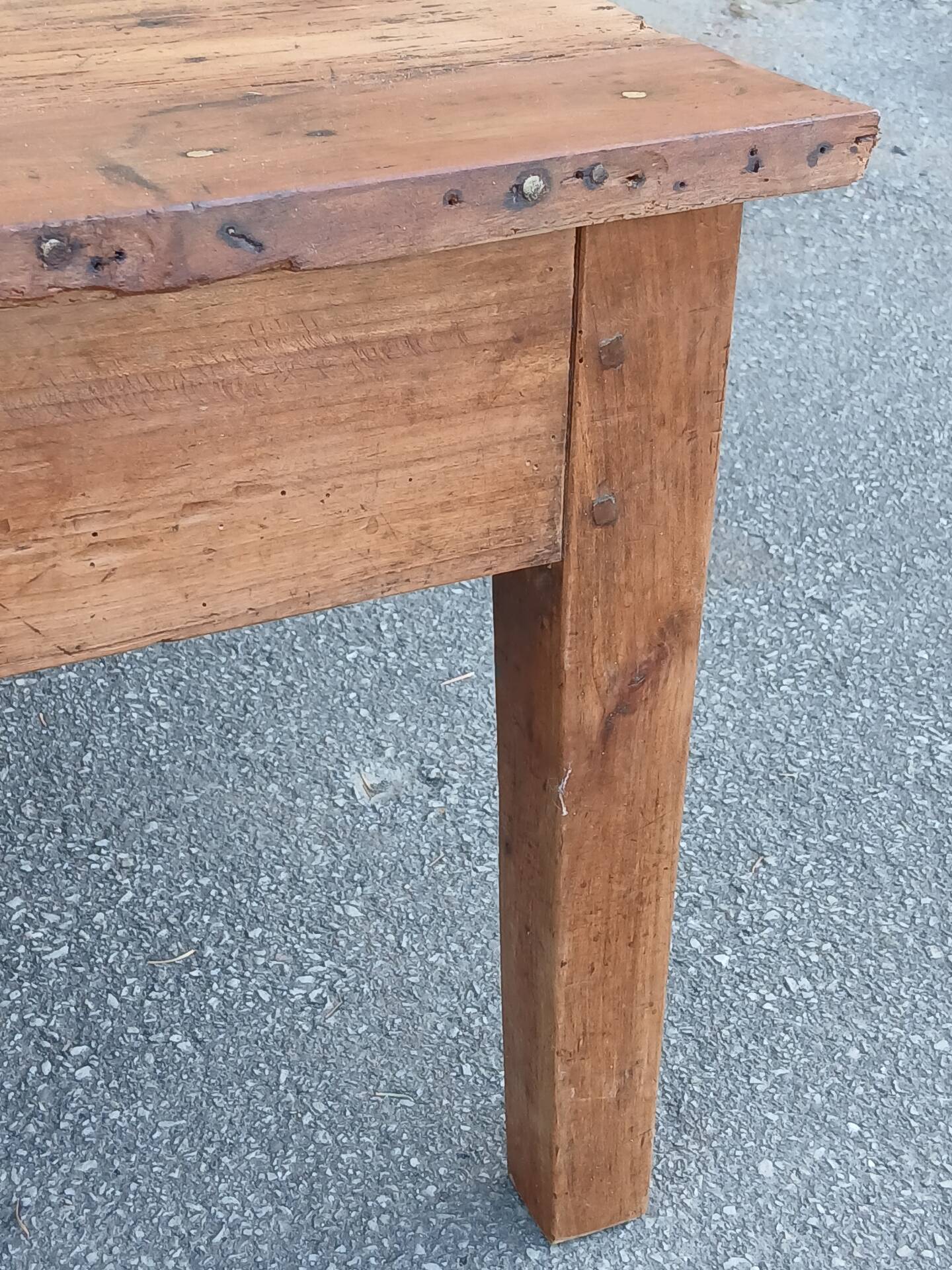 Table basse de ferme