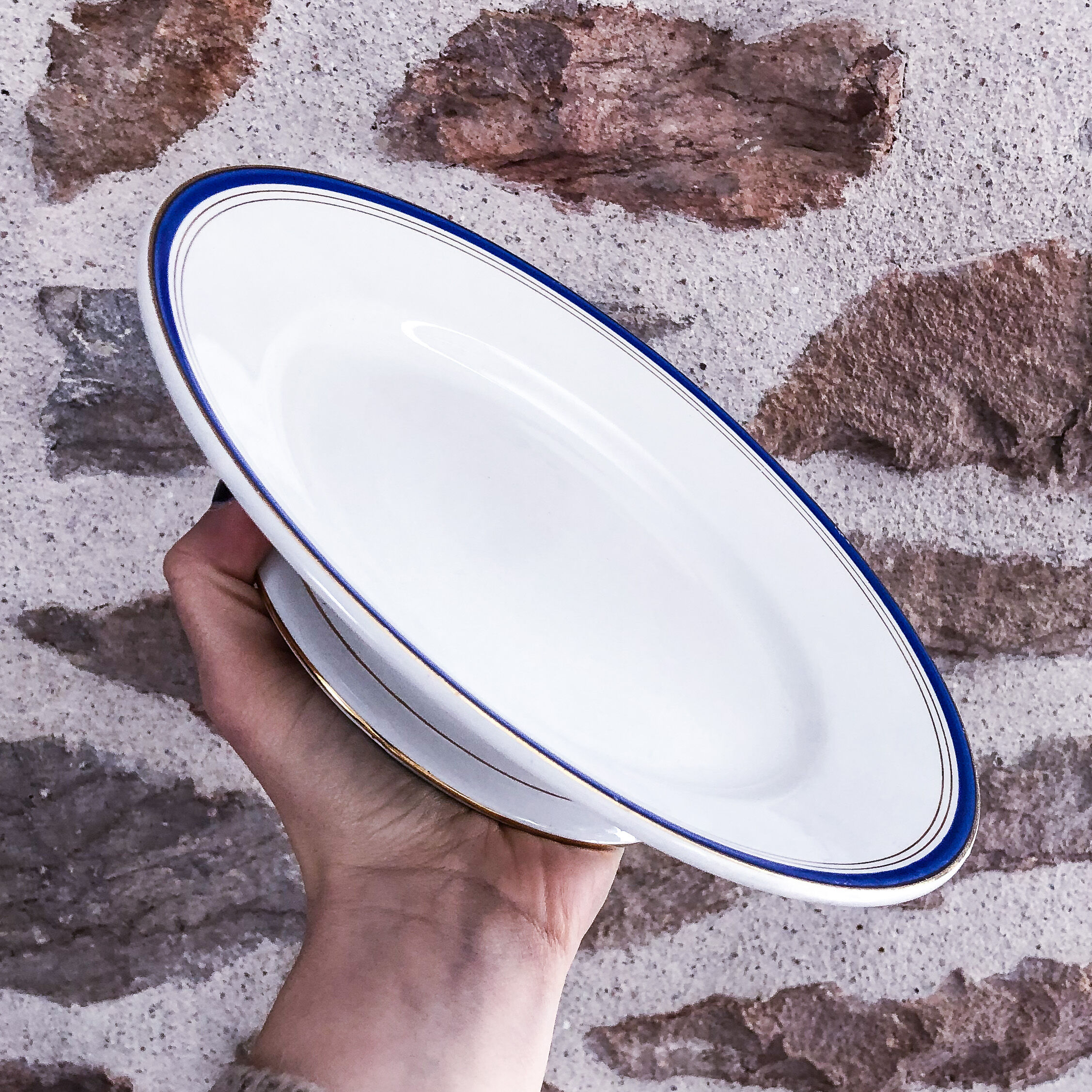 Luneville earthenware presentation plate