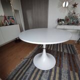 Ranger S.A. attributionwhite tulip table