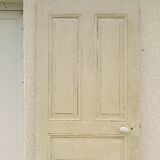 Old interior door wood painted vintage porcelain handle N°1