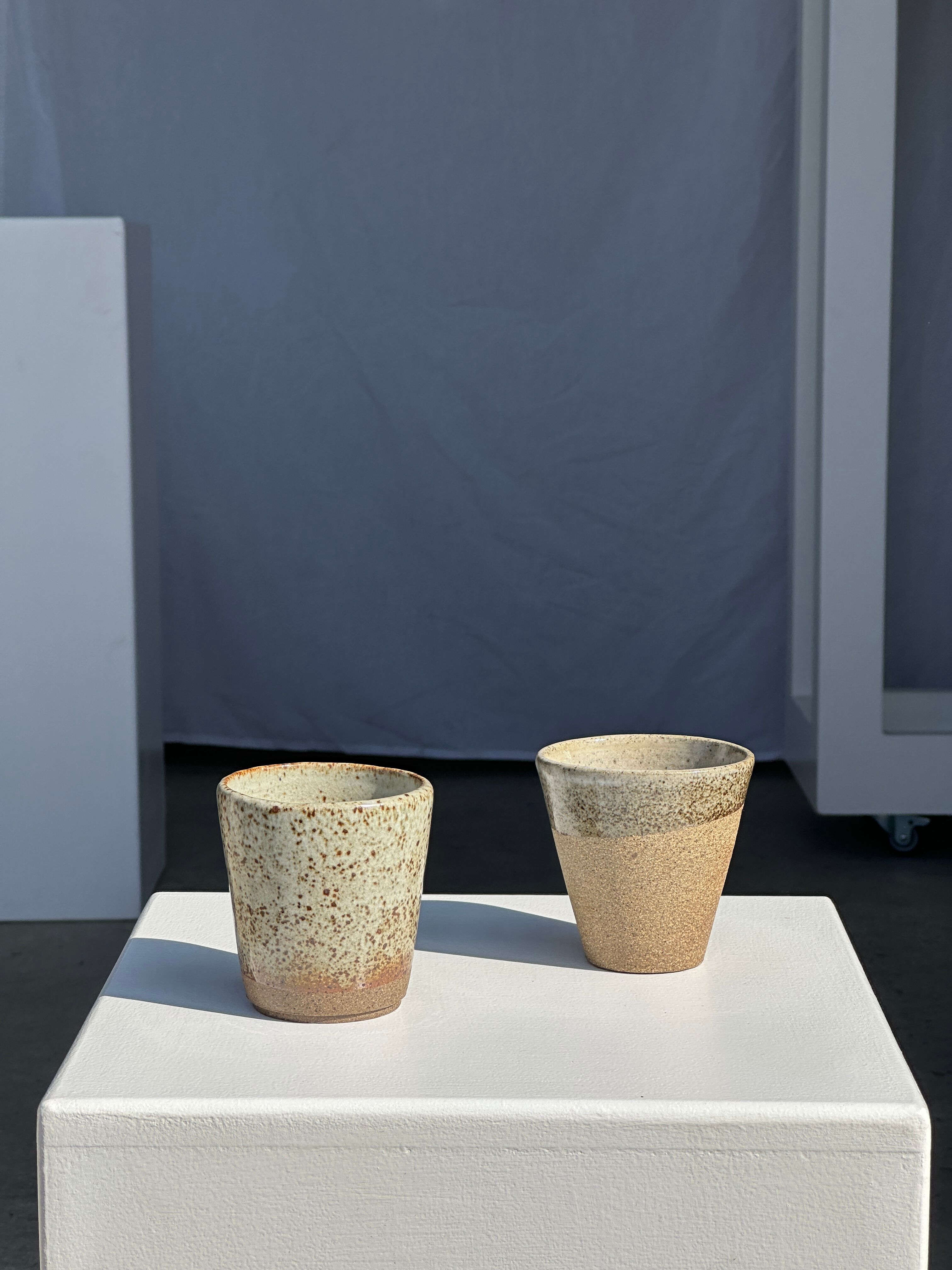 Set of 2 cups in Indonesian ceramic (brown & speckled glazed matte)