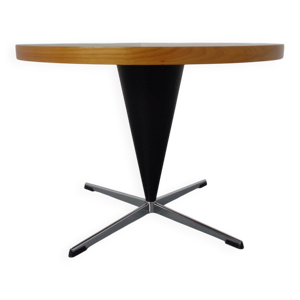 Early Cone Table by verner - panton