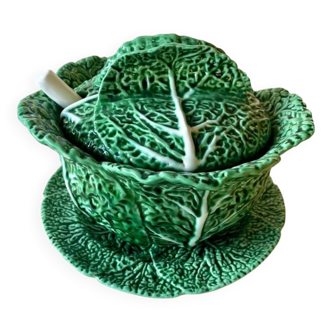 Vintage Bordallo Pinheiro green soup tureen in majolica – Cabbage model 70s