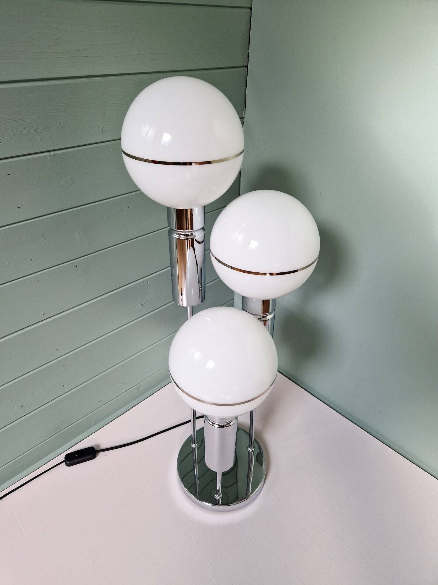 Space lamp in chrome metal and opaline globe, 1970.