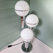 Lampe Space en métal chromé et globe en opaline, 1970