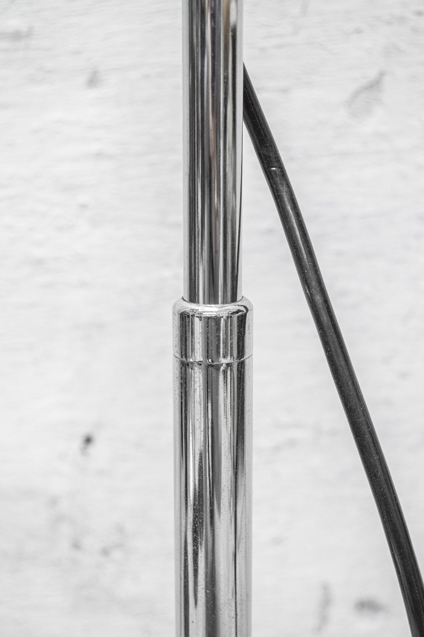 Italian Floor Lamp Mezzaluna by Bruno Gecchelin for Skipper, 1970s