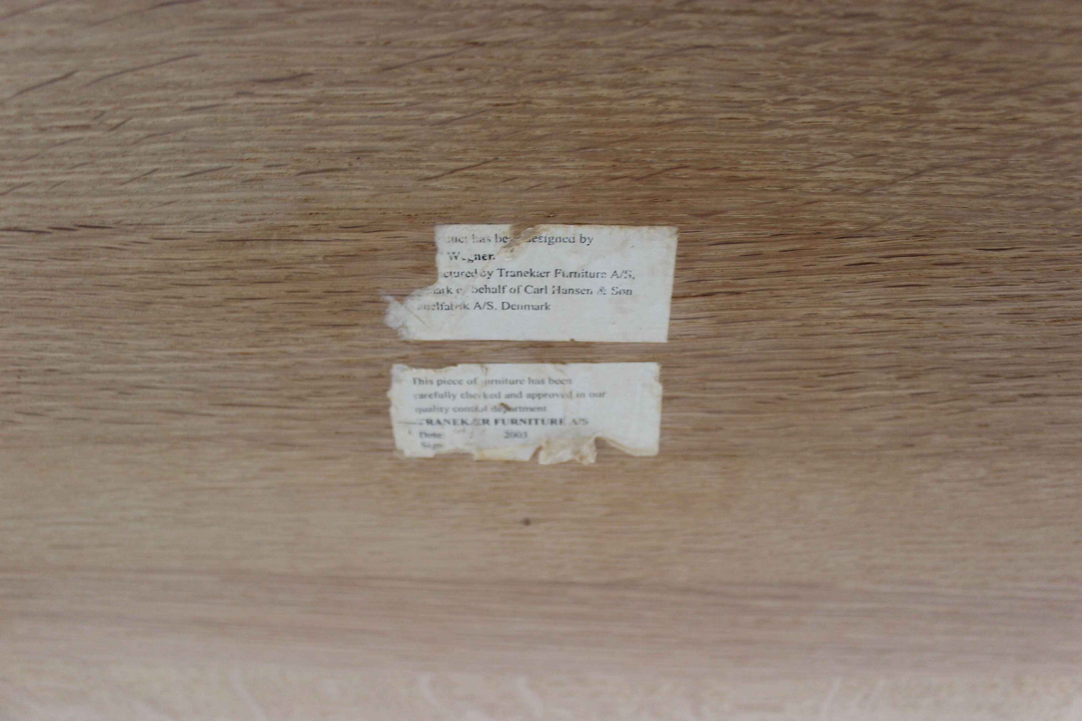 Table à manger, modèle CH318, Hans J. Wegner et Carl Hansen et Fils, 2003