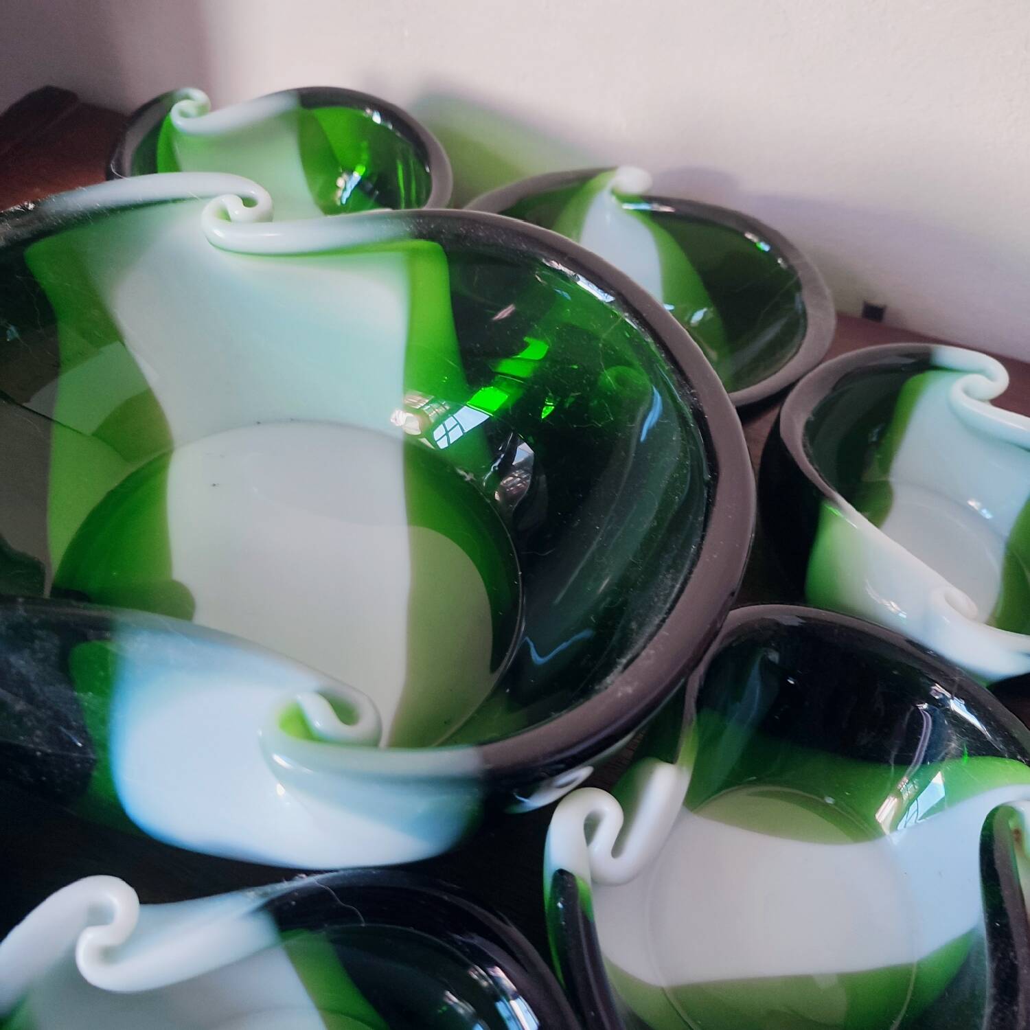 Murano glass salad bowl and ramekins