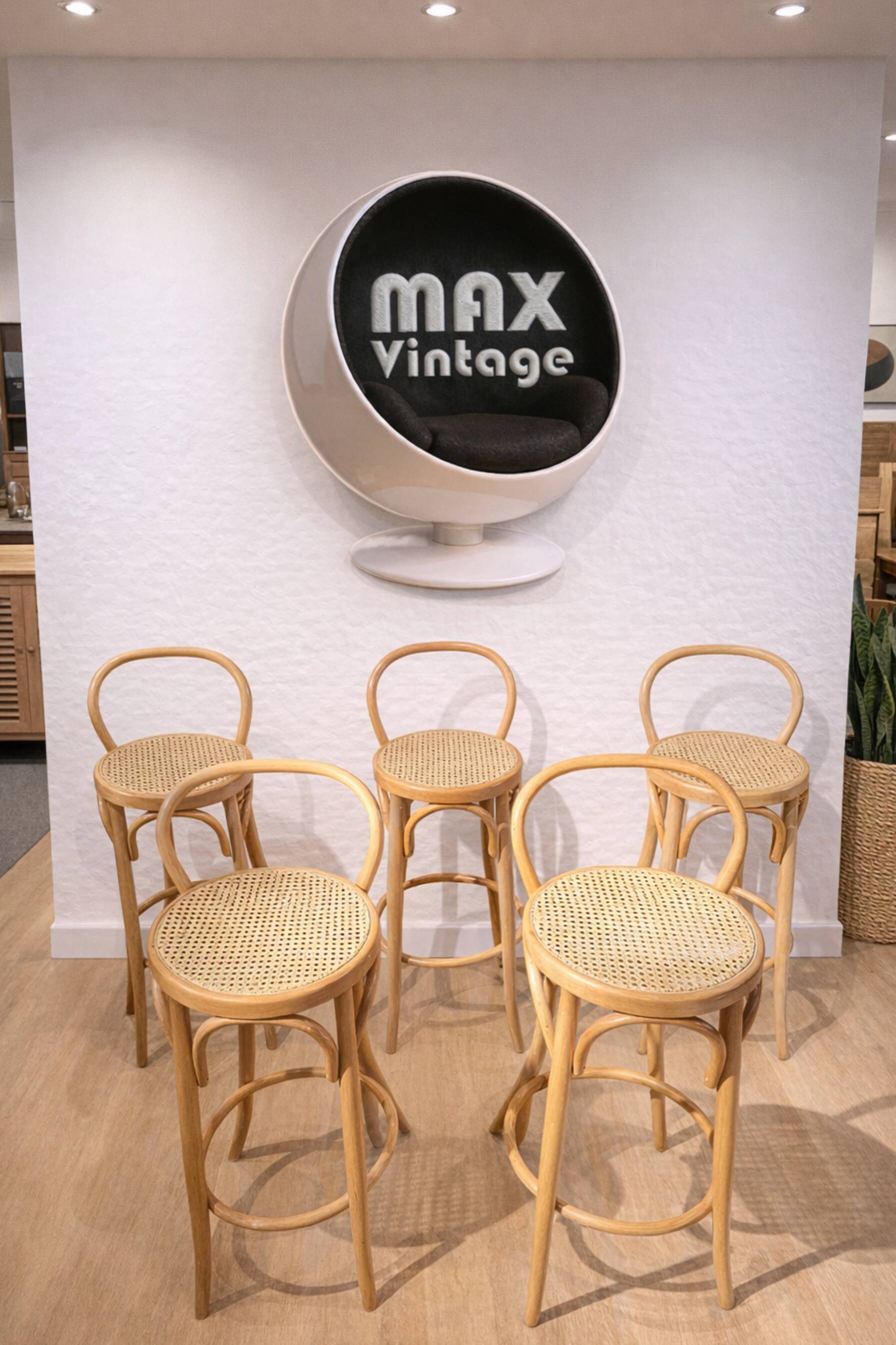 Set di 5 Sgabelli Thonet Style in Legno Curvato e Paglia di Vienna '70