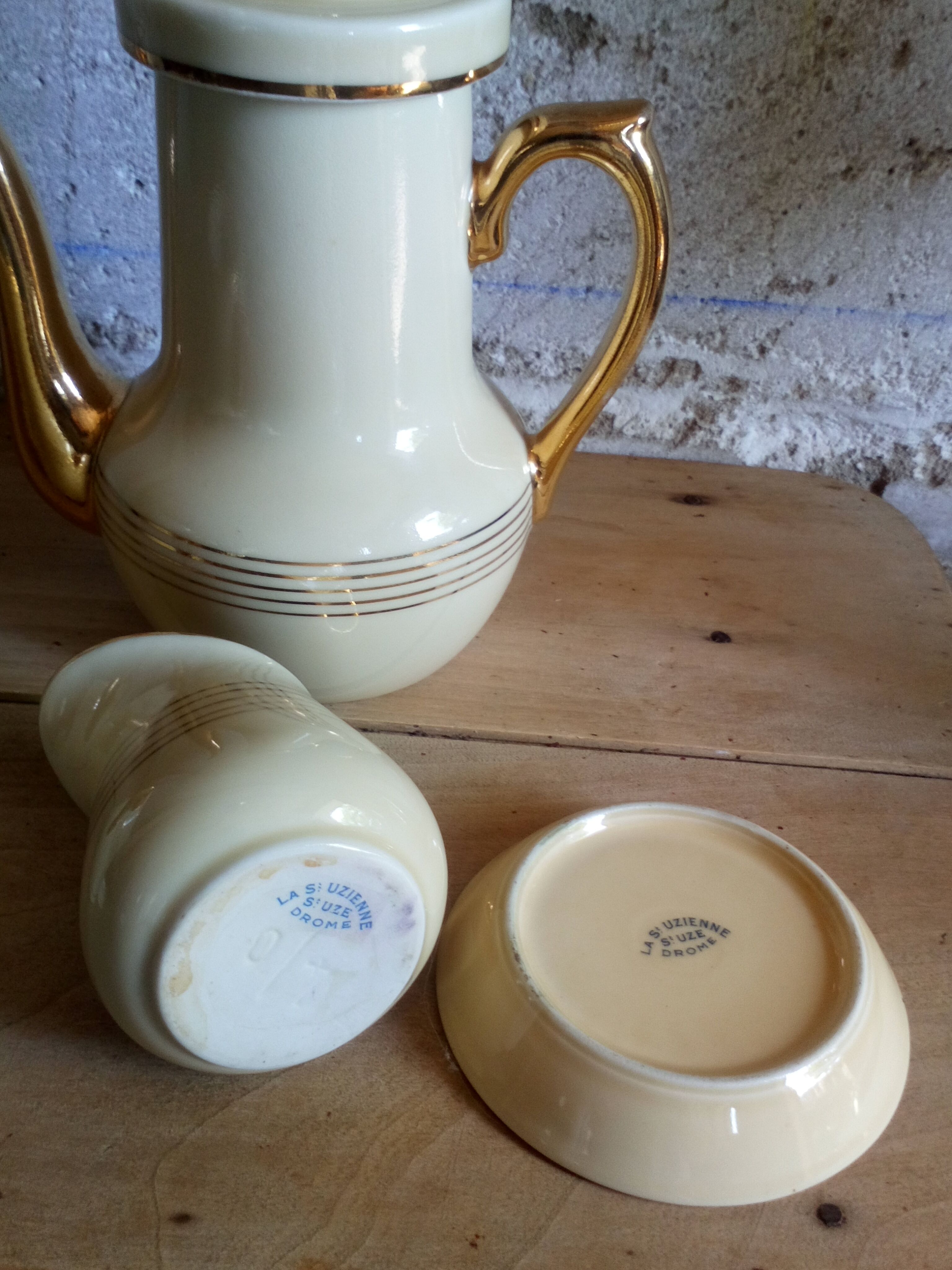 Théière pot à lait et sucrier de Saint-Uze années 1900