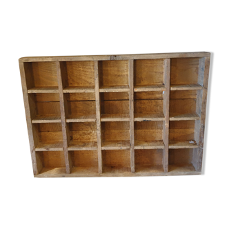 Trade locker with 20 boxes
