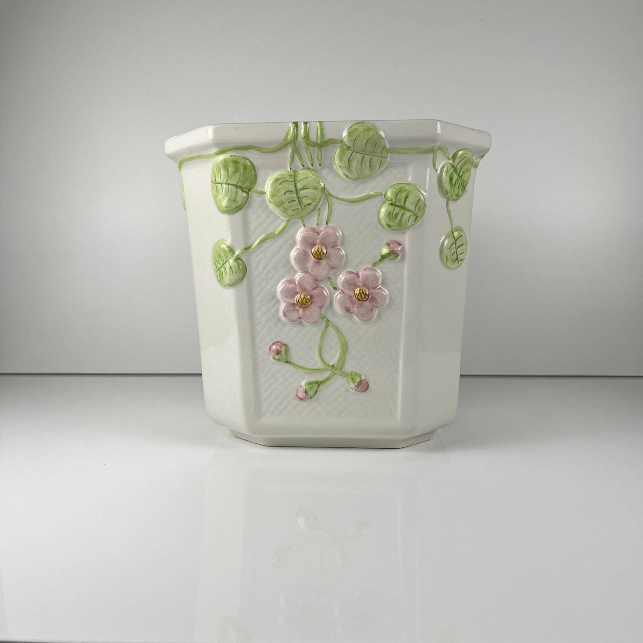 Cache-pot en barbotine, Martan, Portugal 1960-80