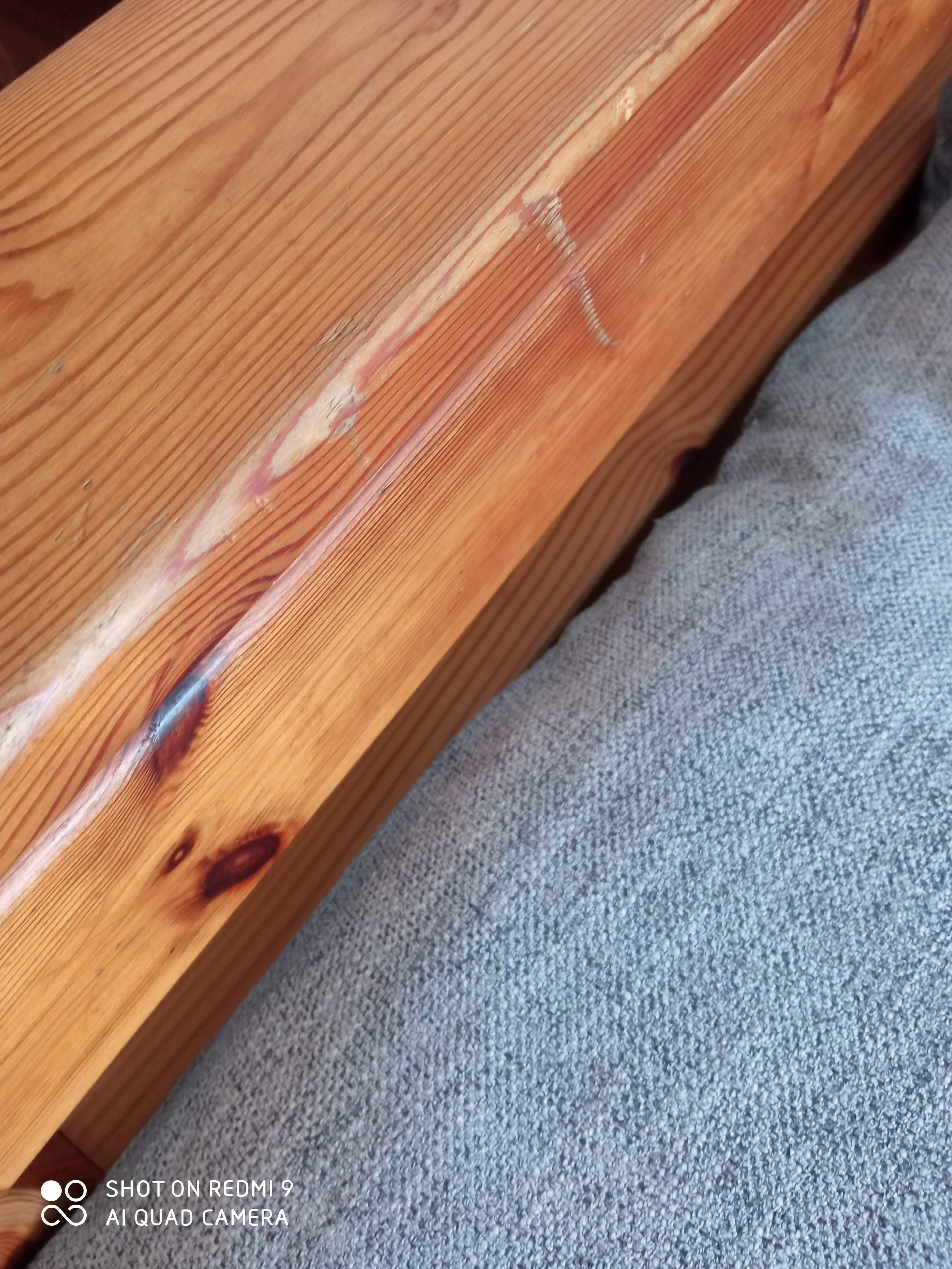 Pair of pine chairs 1980