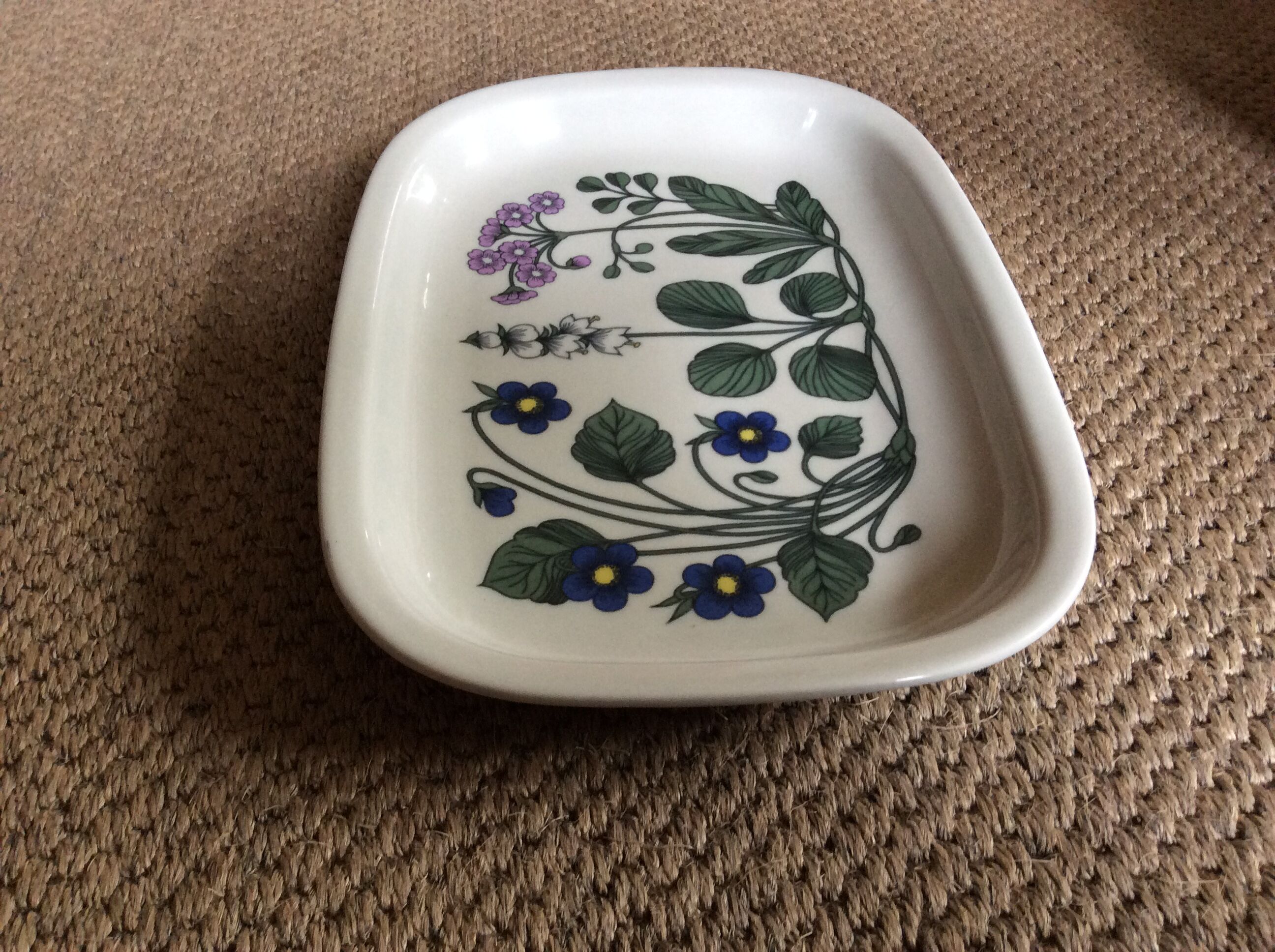 Vintage dish