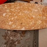Oval coffee table
