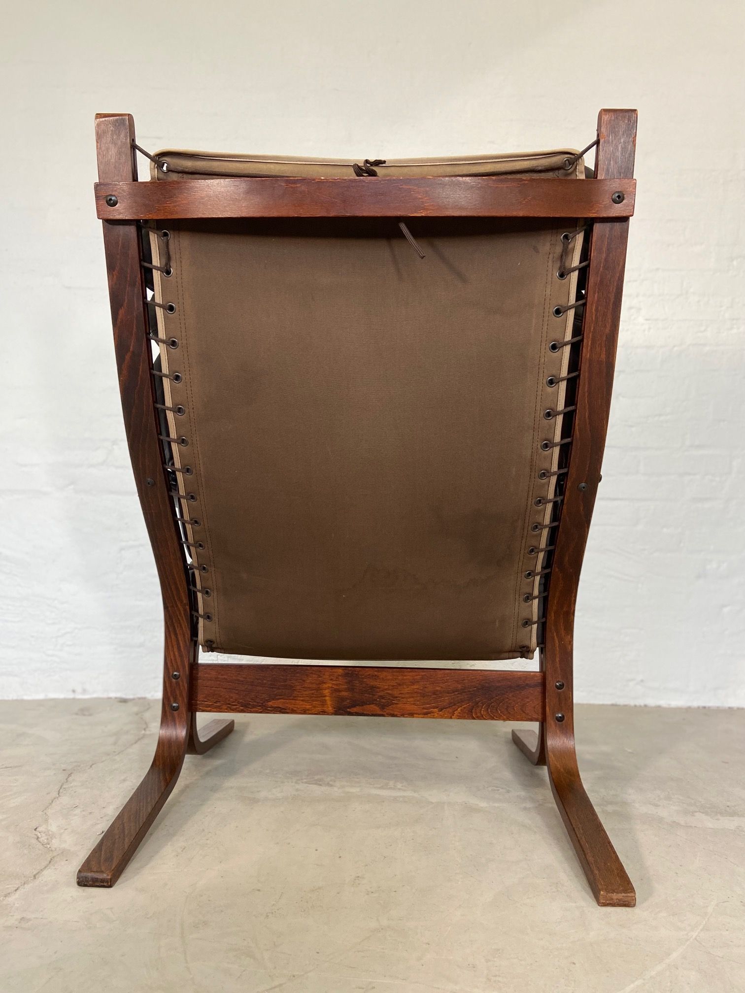 Vintage norwegian leather seista chair & ottoman by ingmar relling