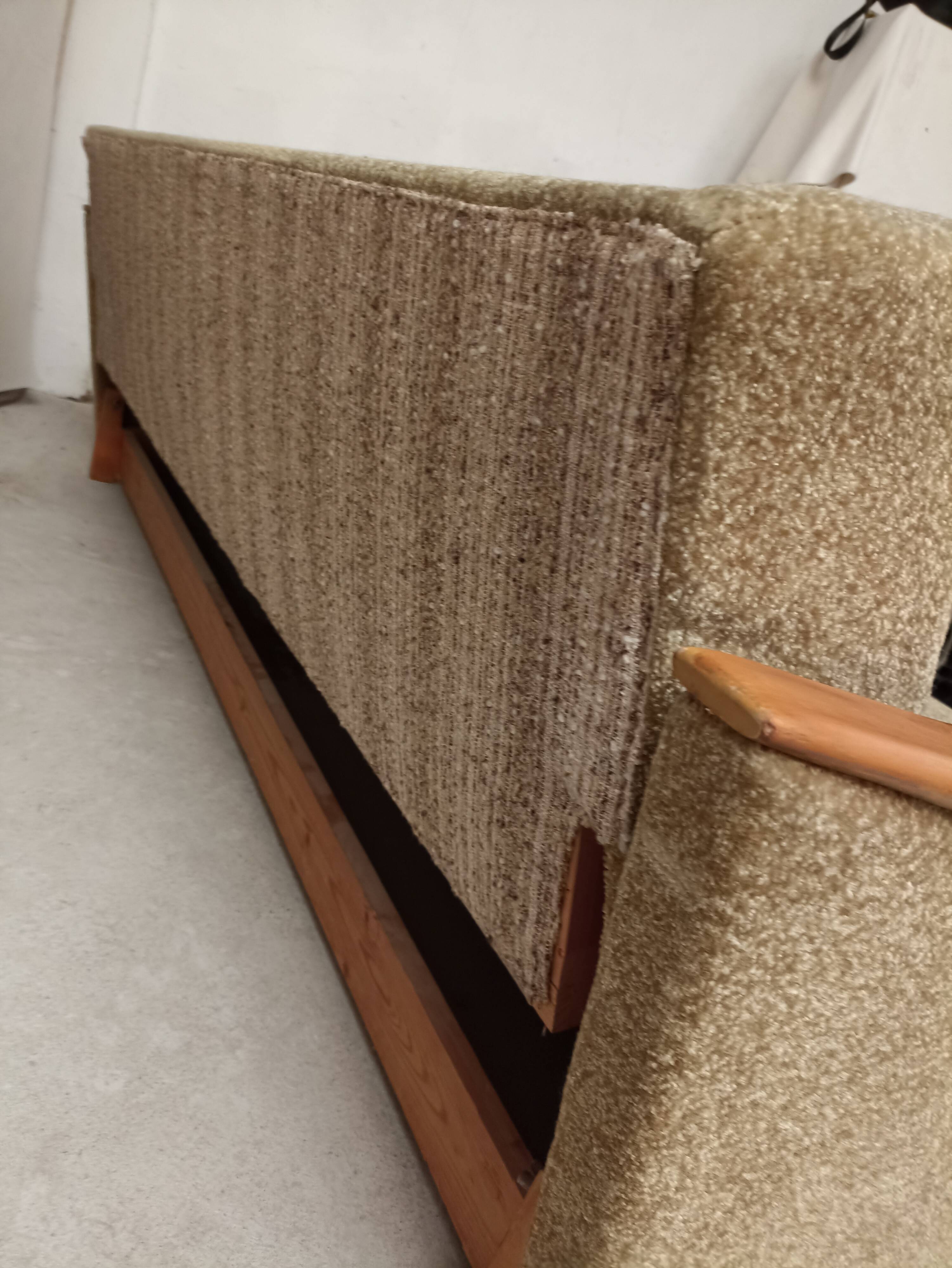 Day Bed
